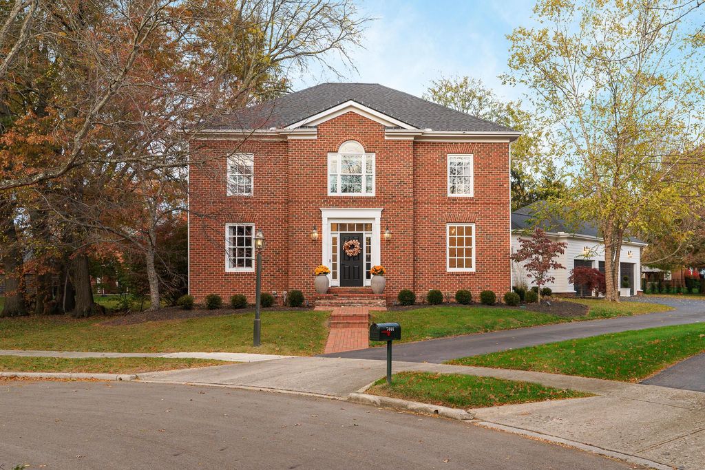 Photo of 7444 Farmington Close, New Albany, OH 43054 (MLS # 225042532)