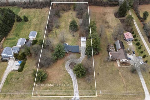 Photo of 385 N Old State Road, Delaware, OH 43015 (MLS # 226001357)