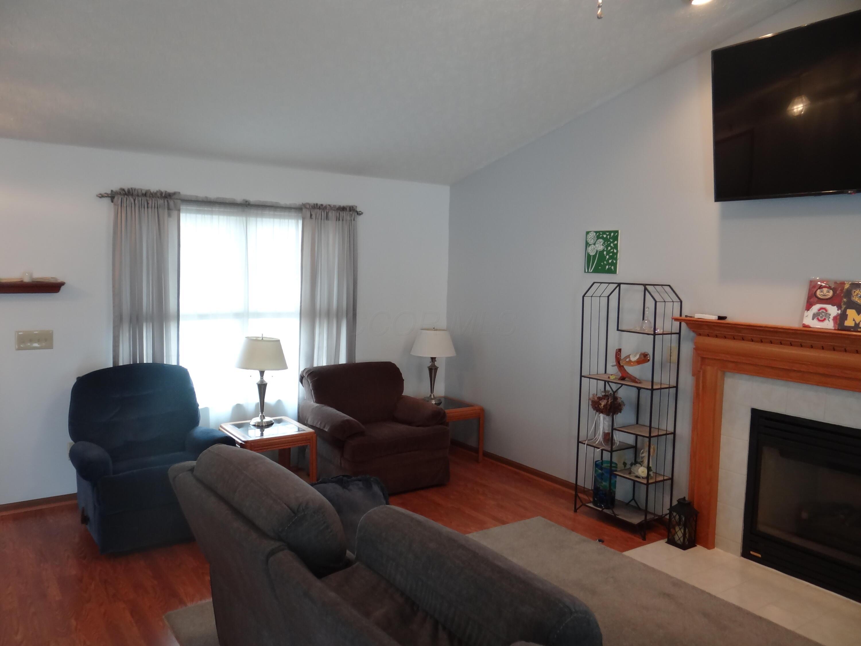 5841 Heirship Court, Hilliard, Ohio image 4
