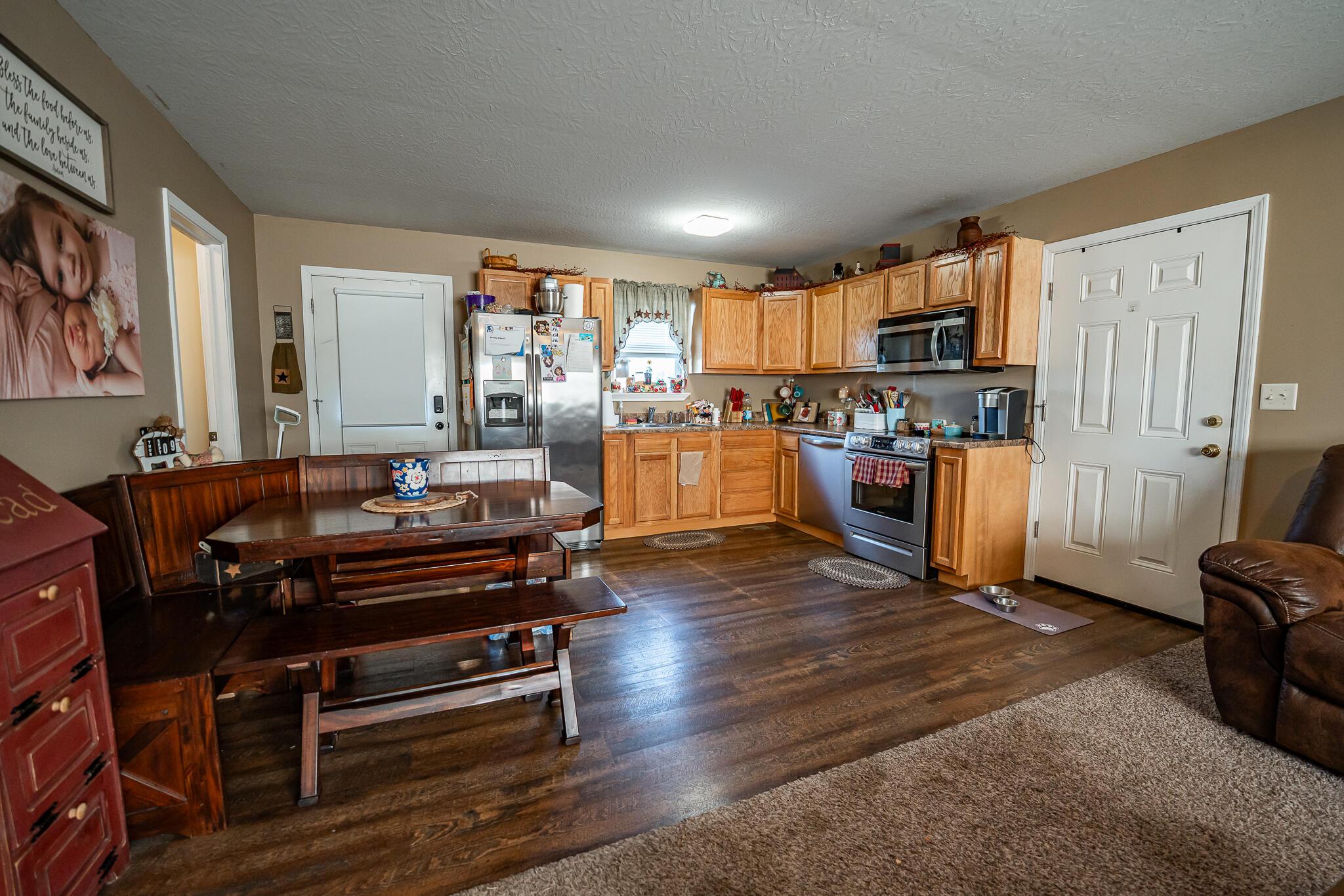 2025 Little Creek Road, Frankfort, Ohio image 12