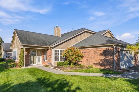 Photo of 2045 Dry Creek Place, Grove City, OH 43123 (MLS # 226038240)