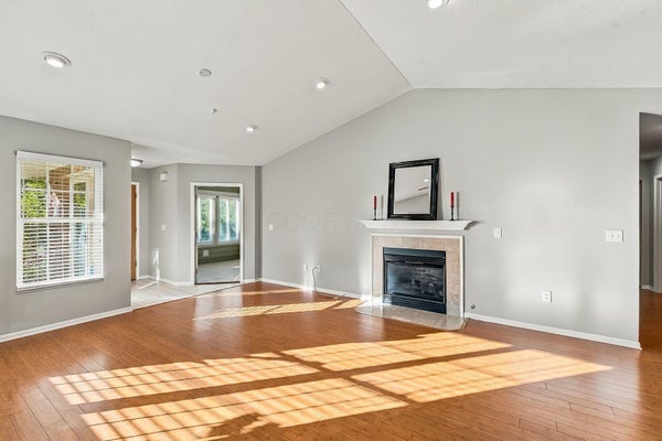 2045 DRY CREEK PL, GROVE CITY, OH 43123 - Image d996ccff04e2e5fe195fc0fe15ee4211/2138640215