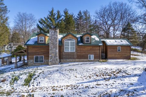 Photo of 306 N Park Drive, Baltimore, OH 43105 (MLS # 225045865)