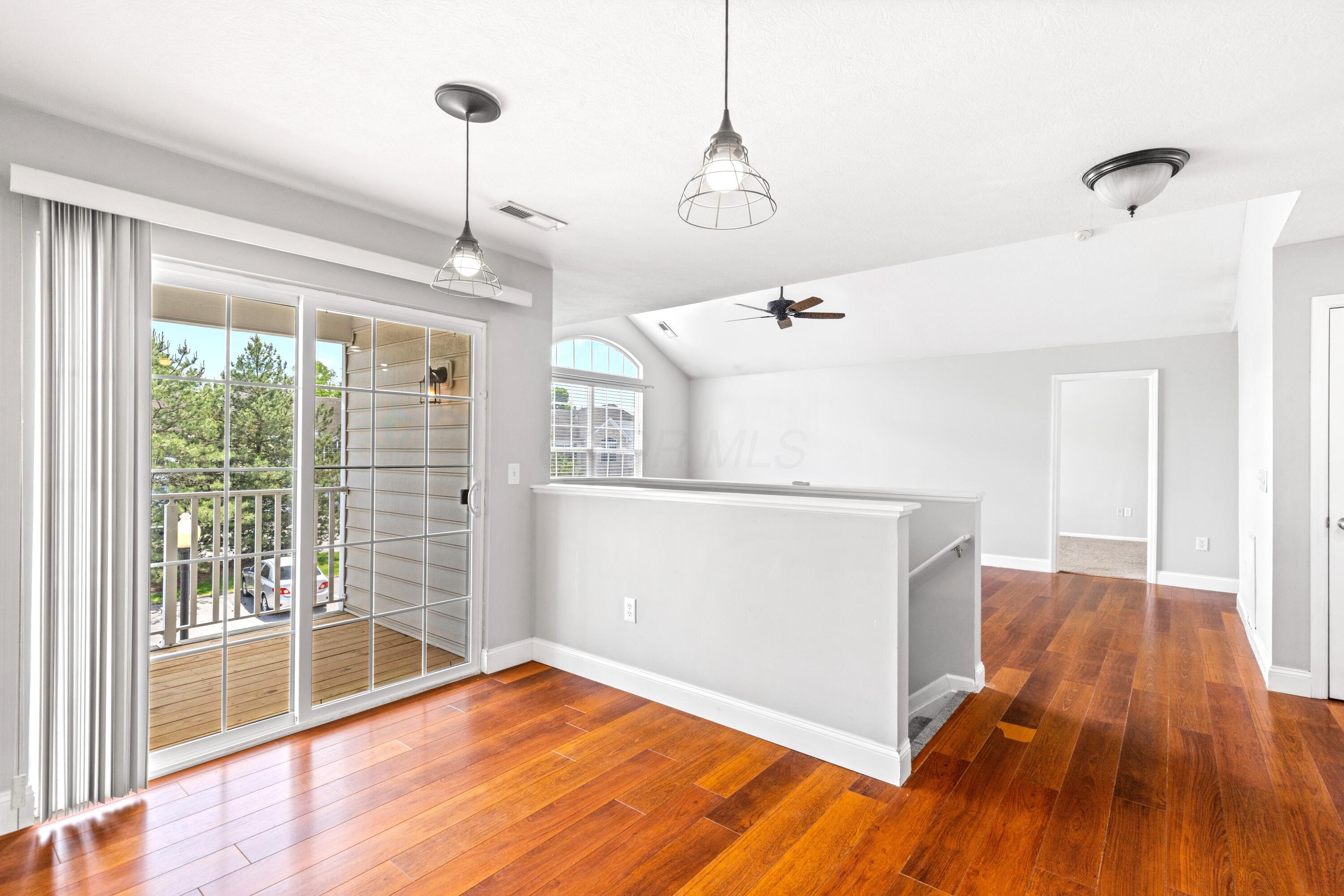 4960 Ivyvine Boulevard, Dublin, Ohio image 3