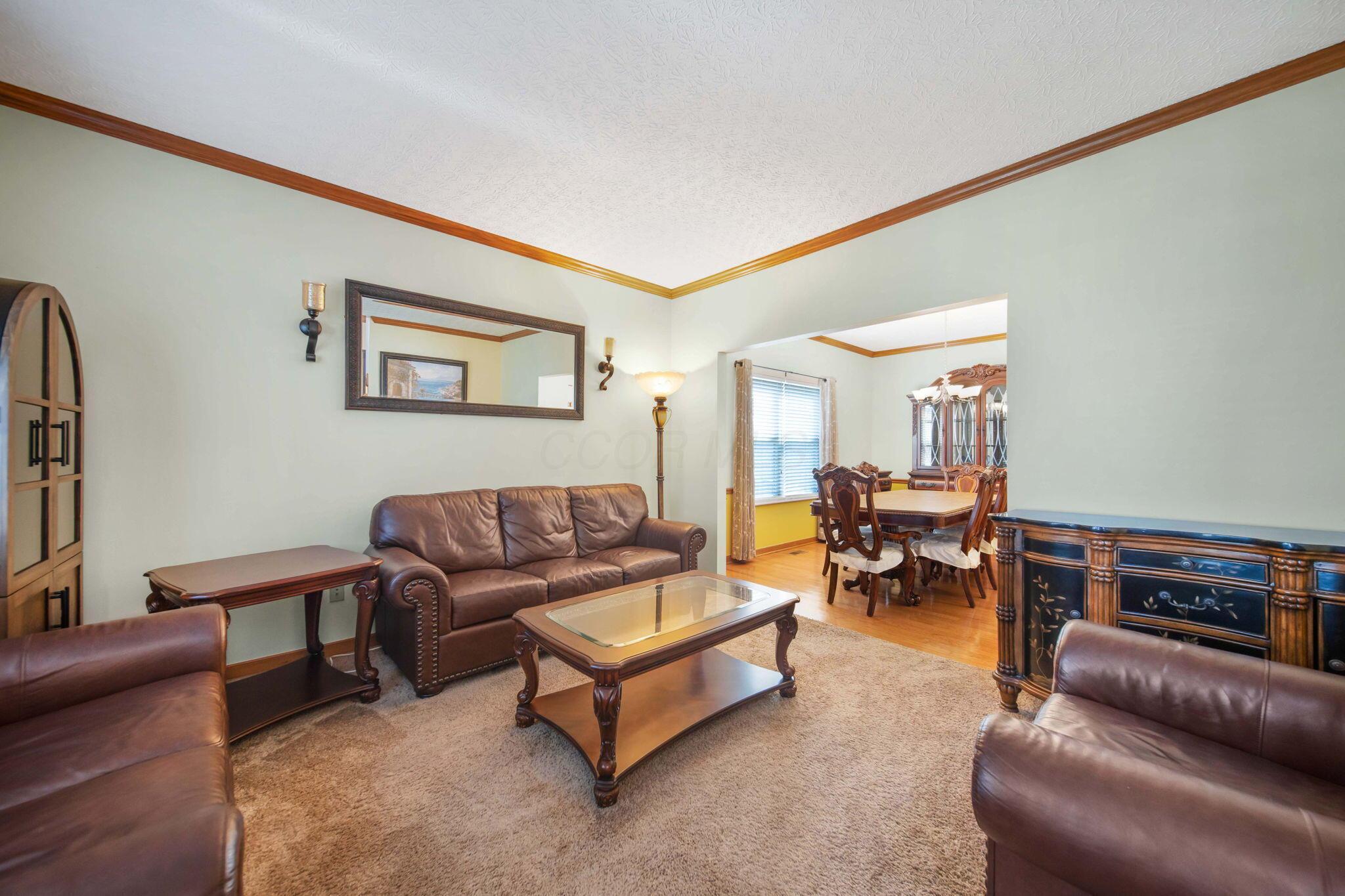 6121 Temple Ridge Drive, Hilliard, Ohio image 6