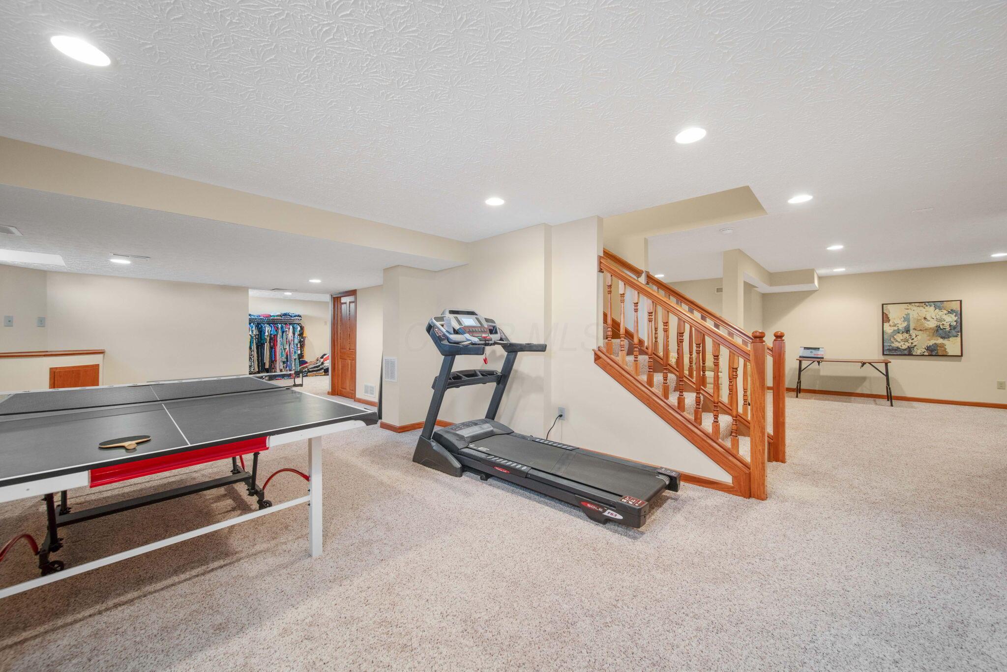 6121 Temple Ridge Drive, Hilliard, Ohio image 37