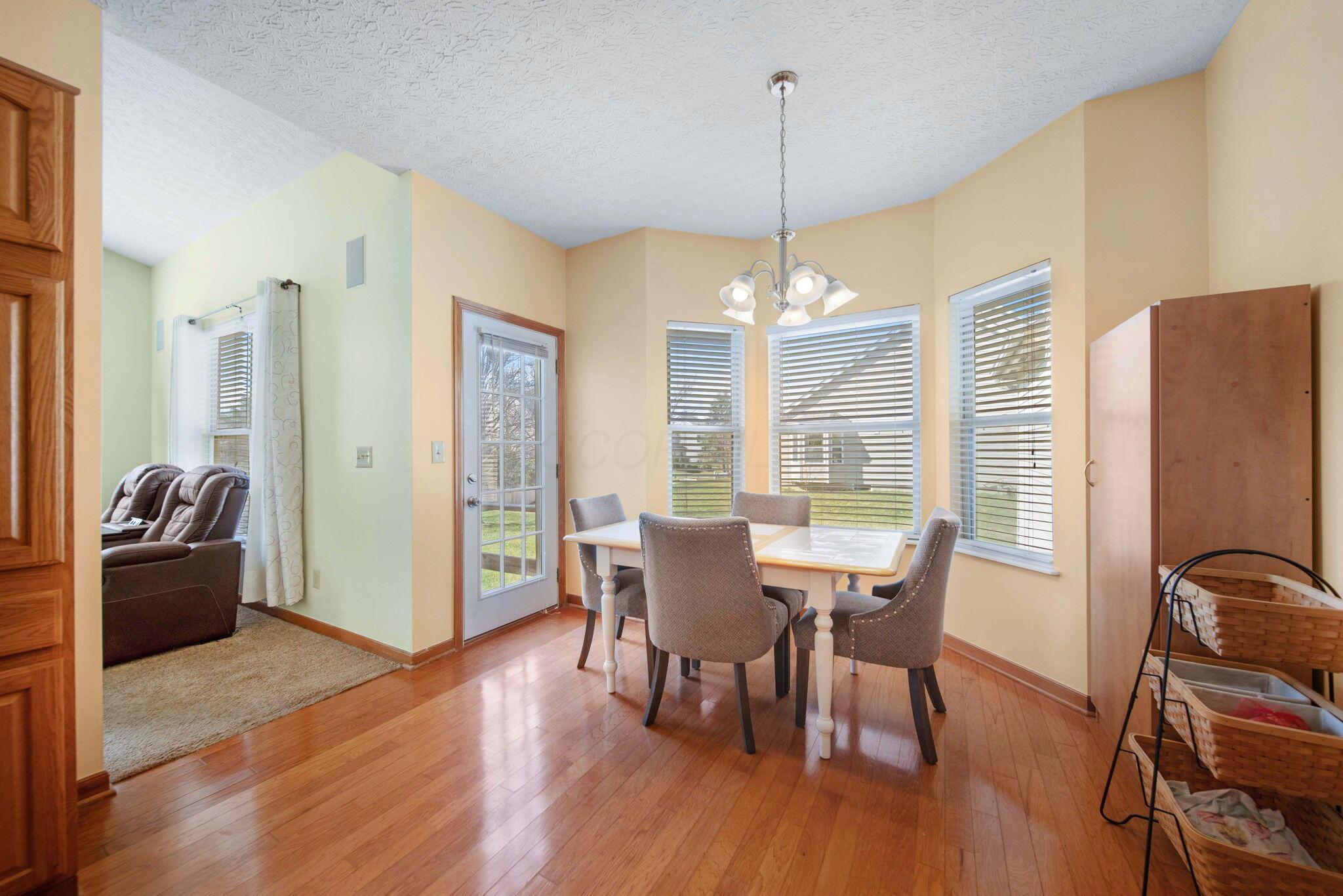 6121 Temple Ridge Drive, Hilliard, Ohio image 14