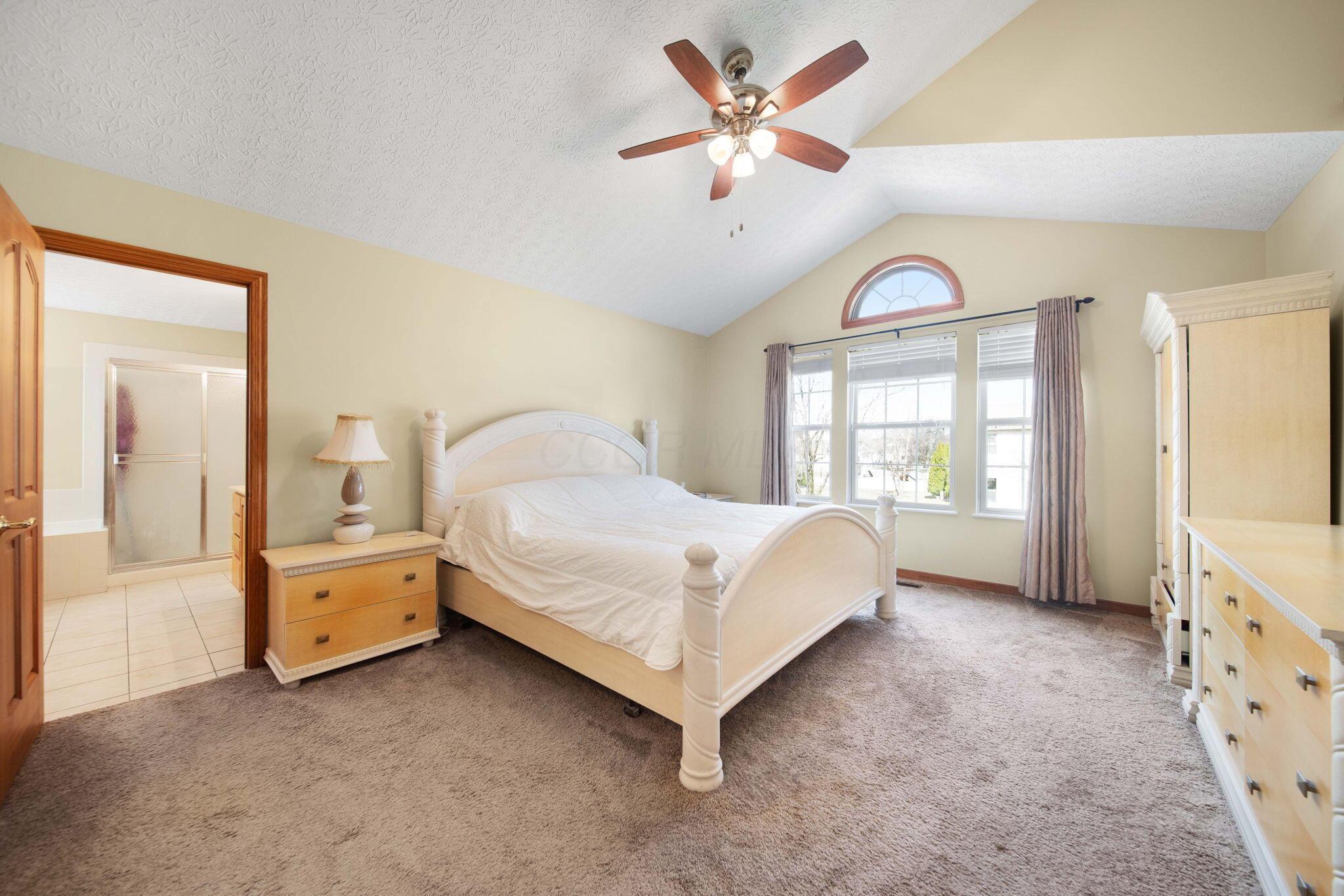 6121 Temple Ridge Drive, Hilliard, Ohio image 22