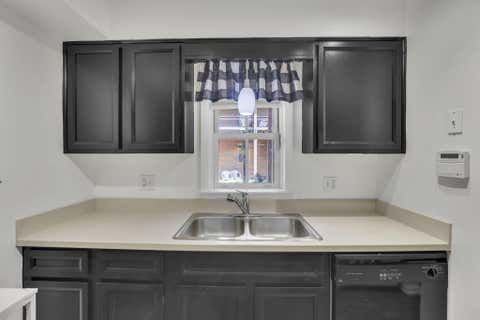 Tiny photo for 249 E Kossuth Street C #C, Columbus, OH 43206 (MLS # 226026633)