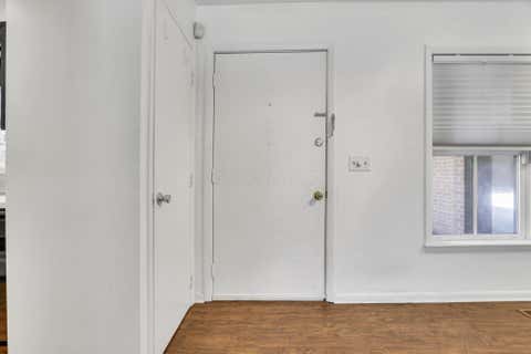 Tiny photo for 249 E Kossuth Street C #C, Columbus, OH 43206 (MLS # 226026633)
