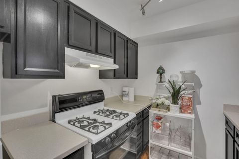 Tiny photo for 249 E Kossuth Street C #C, Columbus, OH 43206 (MLS # 226026633)