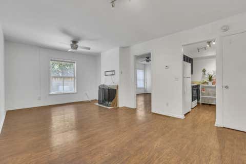 Tiny photo for 249 E Kossuth Street C #C, Columbus, OH 43206 (MLS # 226026633)