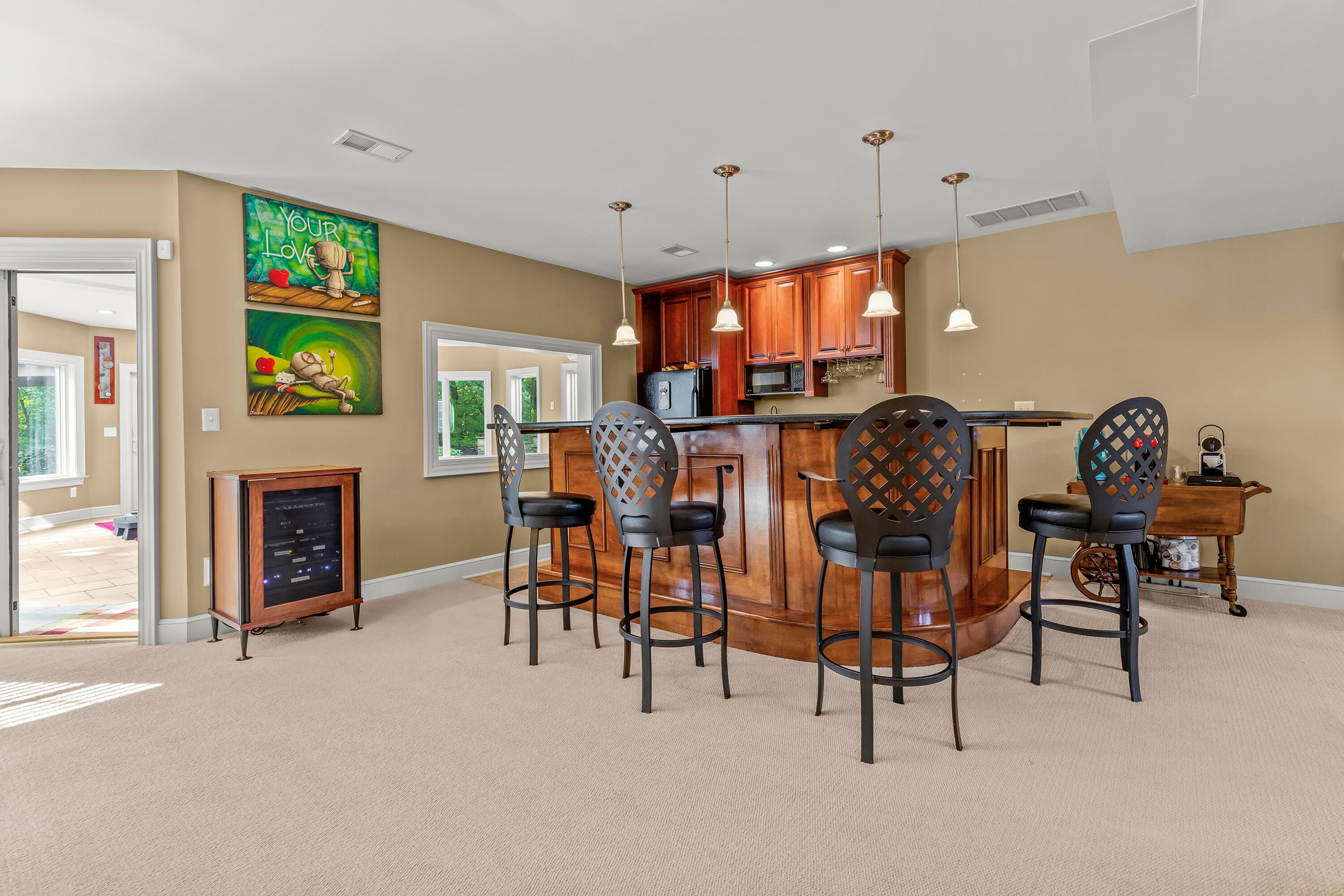 Upper Arlington, Ohio, 43220, United States, 7 Bedrooms Bedrooms, ,7 BathroomsBathrooms,Residential,Active,1748798