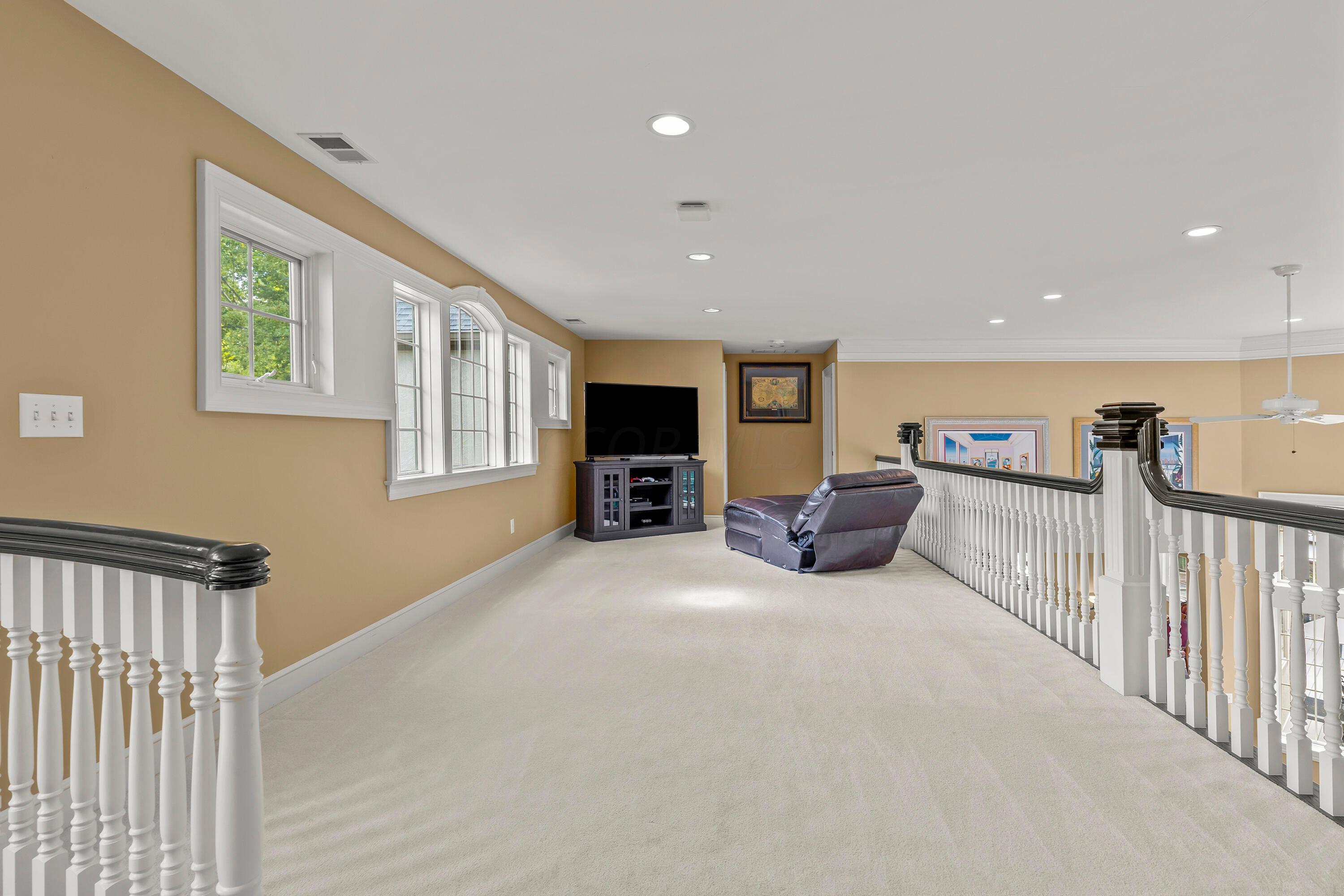 Upper Arlington, Ohio, 43220, United States, 7 Bedrooms Bedrooms, ,7 BathroomsBathrooms,Residential,Active,1748798