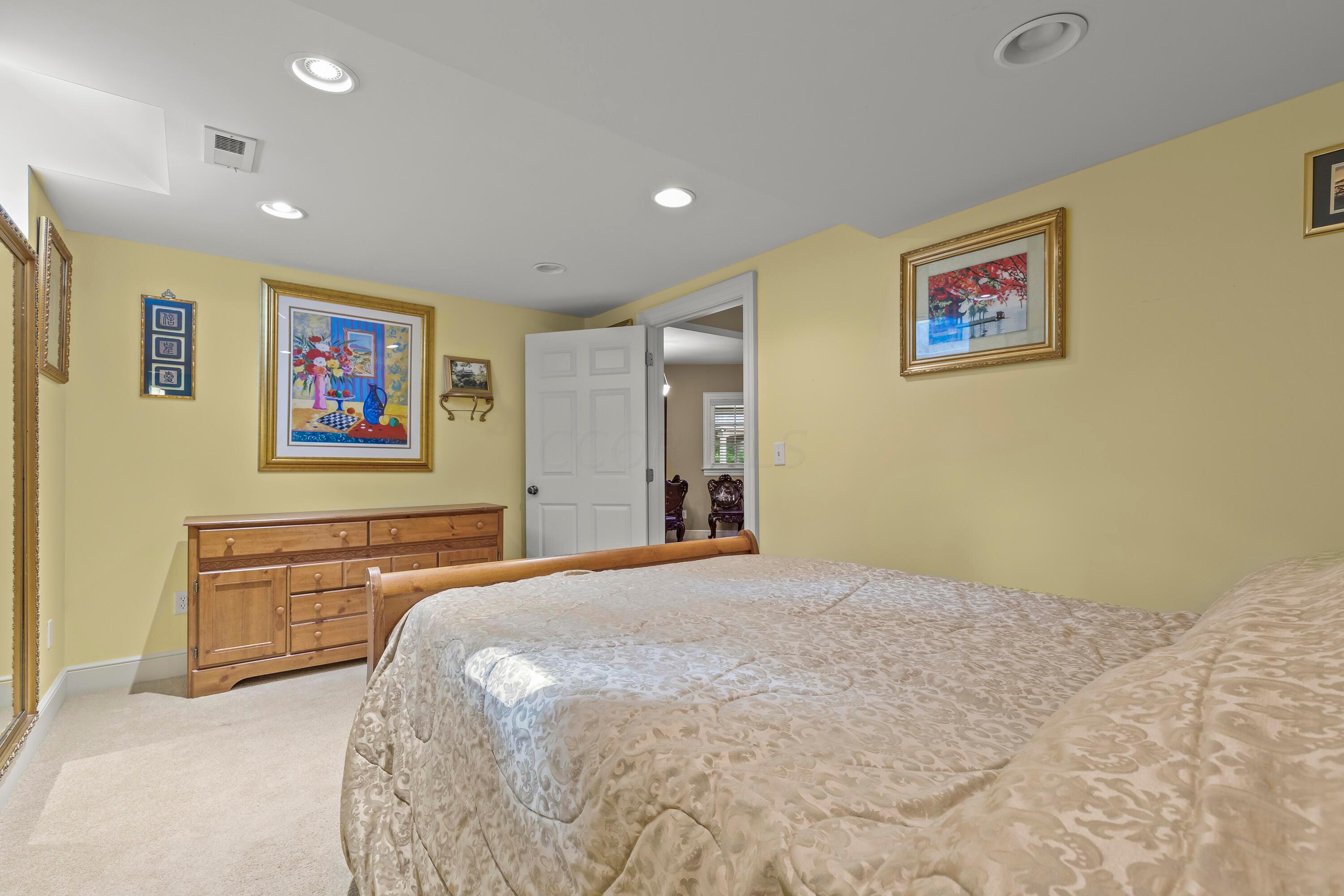 Upper Arlington, Ohio, 43220, United States, 7 Bedrooms Bedrooms, ,7 BathroomsBathrooms,Residential,Active,1748798