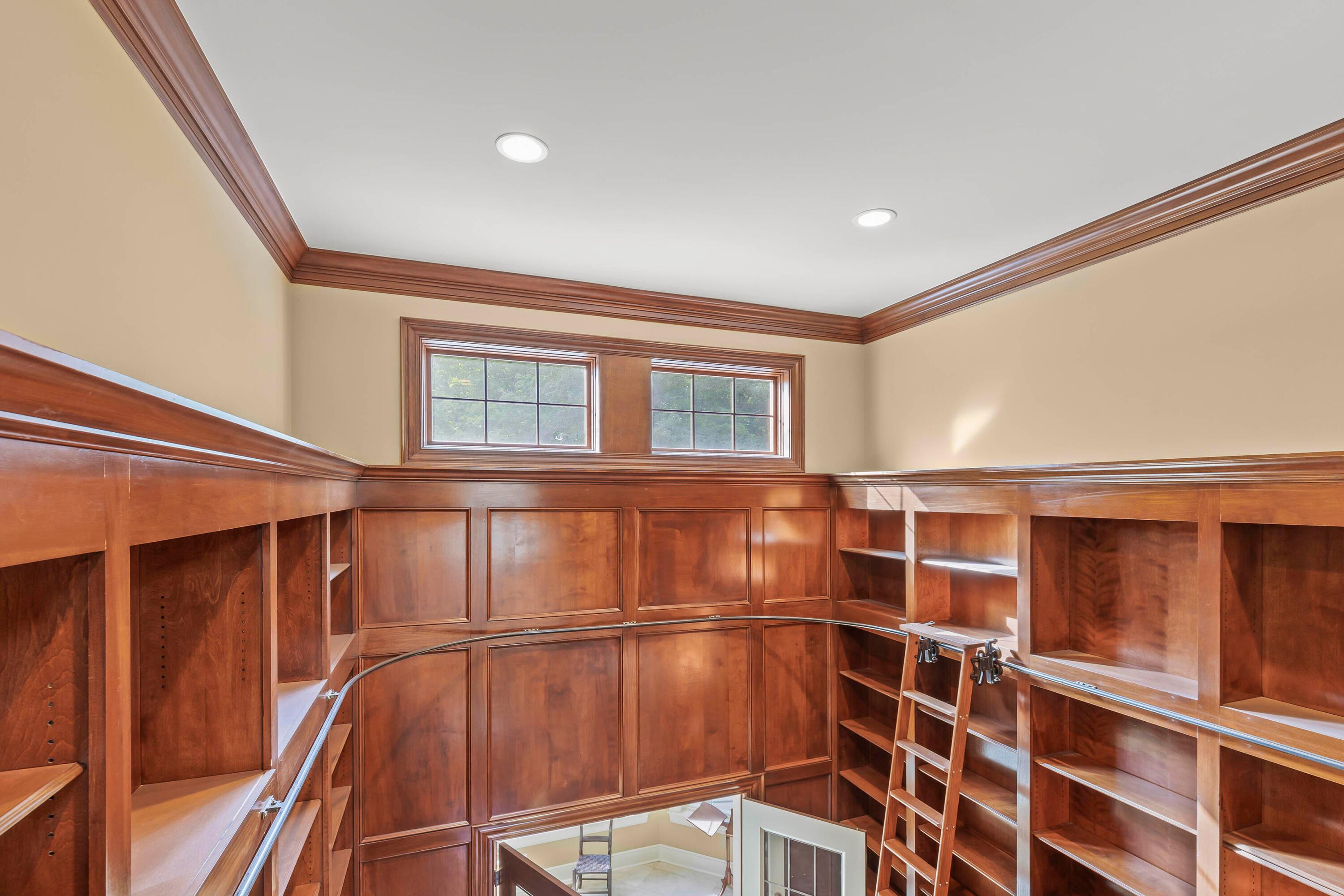 Upper Arlington, Ohio, 43220, United States, 7 Bedrooms Bedrooms, ,7 BathroomsBathrooms,Residential,Active,1748798