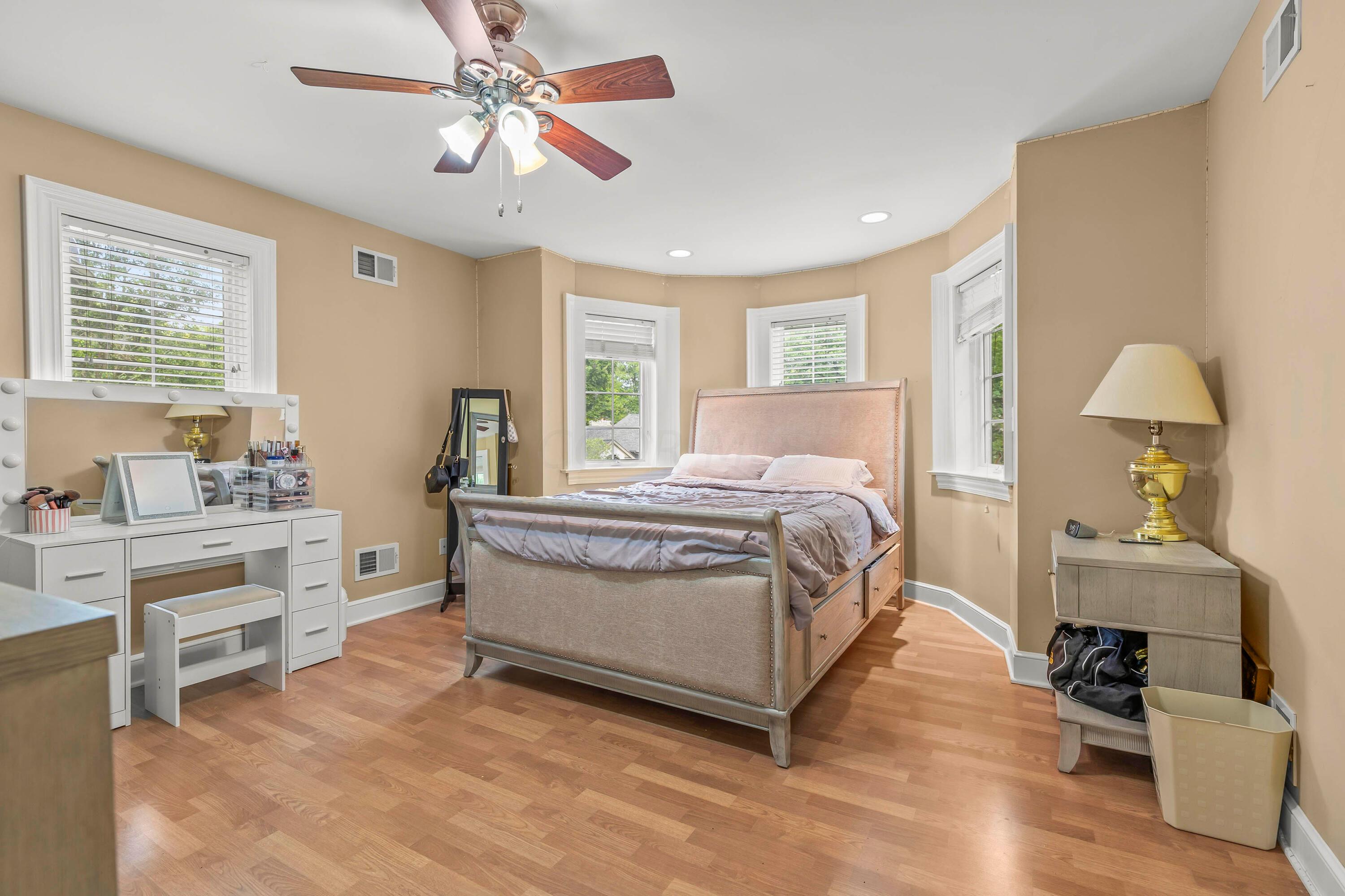 Upper Arlington, Ohio, 43220, United States, 7 Bedrooms Bedrooms, ,7 BathroomsBathrooms,Residential,Active,1748798