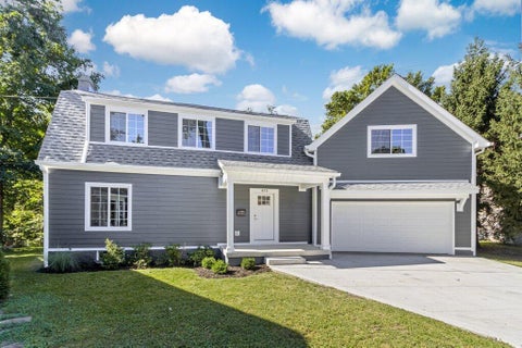 Photo of 415 Glen Echo Circle, Columbus, OH 43202 (MLS # 226037575)