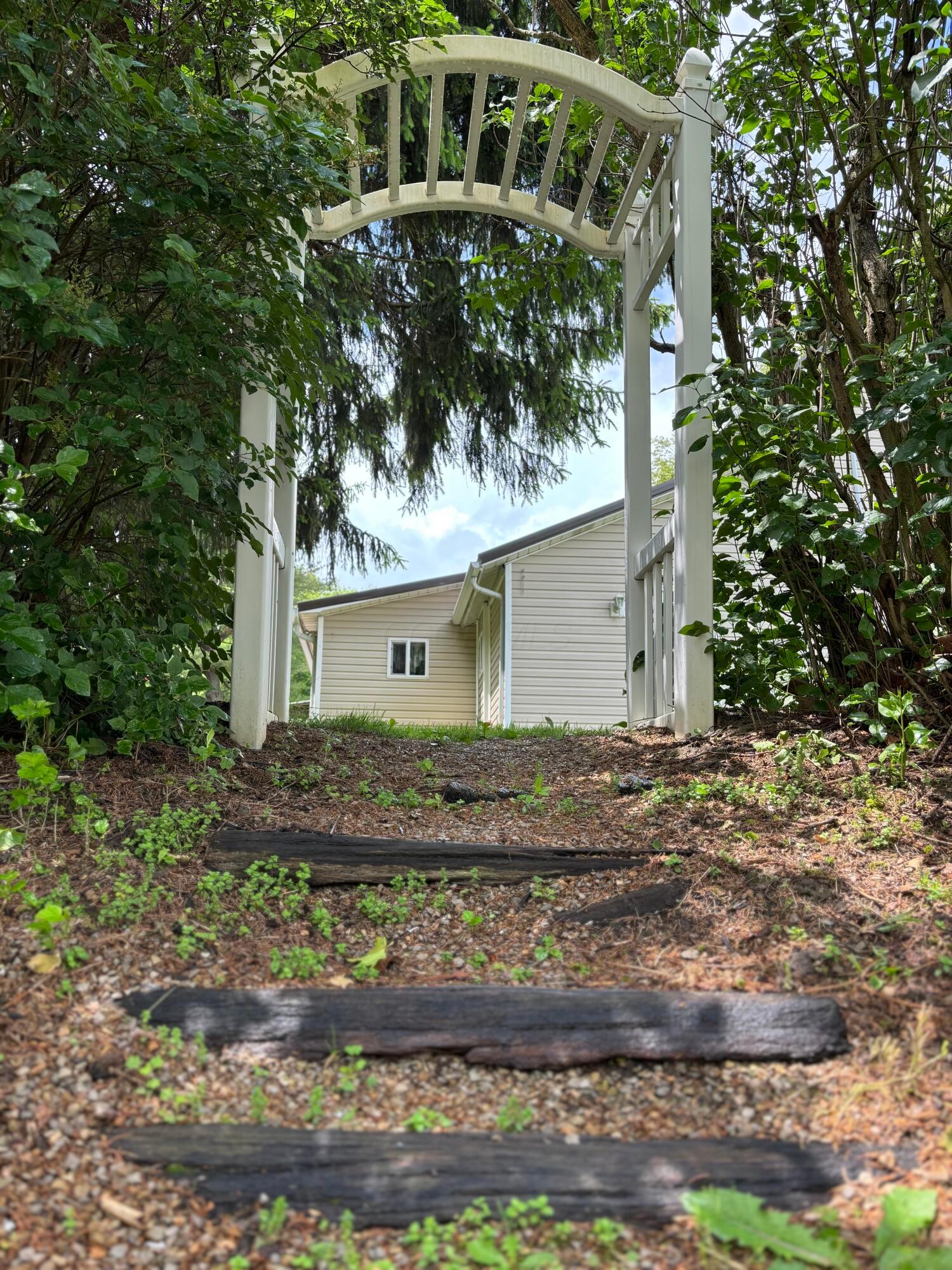 5893 State Route 204, Thornville, Ohio image 16