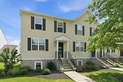 Condo For Sale - 5730 Colts Gate Drive #43<br/> New Albany, OH 43054