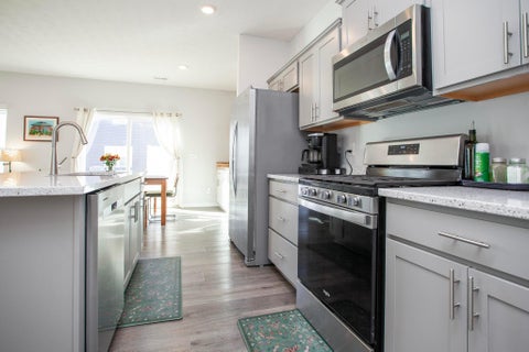 Tiny photo for 6381 Darby Plains Street, Columbus, OH 43228 (MLS # 226039985)