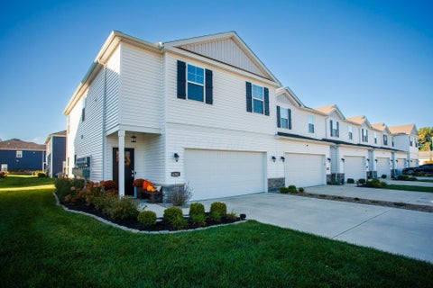 Tiny photo for 6381 Darby Plains Street, Columbus, OH 43228 (MLS # 226039985)