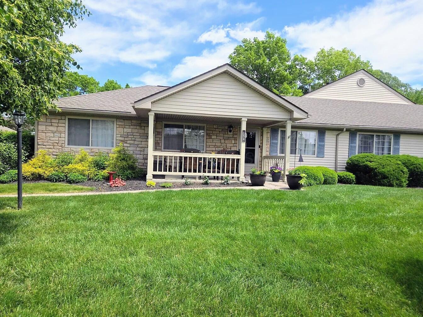 154 Pioneer Circle, Pickerington, Ohio image 1