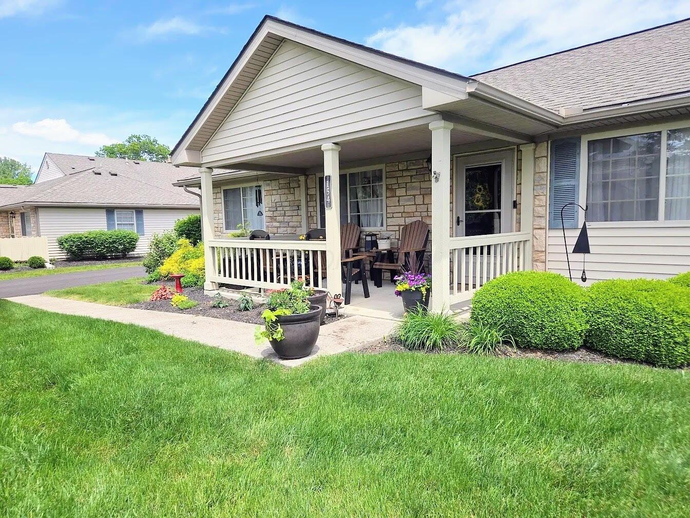 154 Pioneer Circle, Pickerington, Ohio image 2