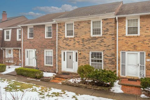 Photo of 496 Clairbrook Avenue JC13 #JC13, Columbus, OH 43228 (MLS # 226004597)