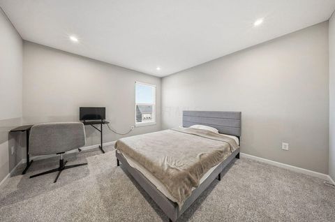 Tiny photo for 6014 Honey Farm Way, Grove City, OH 43123 (MLS # 226014507)