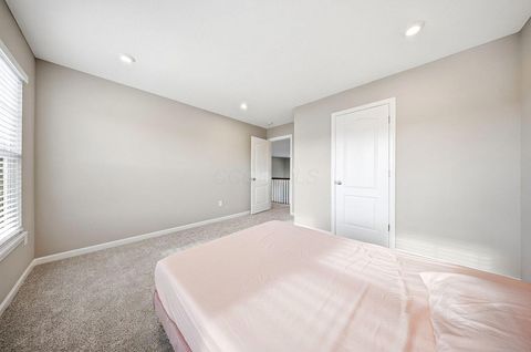 Tiny photo for 6014 Honey Farm Way, Grove City, OH 43123 (MLS # 226014507)