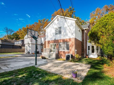 Tiny photo for 2455 Dale Avenue, Columbus, OH 43209 (MLS # 225042110)