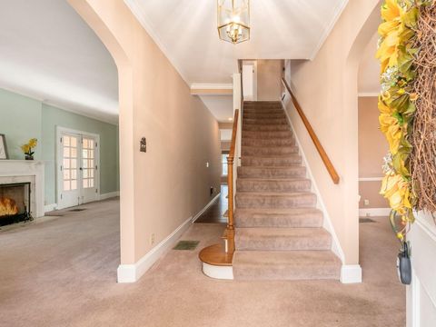 Tiny photo for 2455 Dale Avenue, Columbus, OH 43209 (MLS # 225042110)