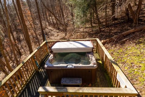 Tiny photo for 18591 Hockman Road, Rockbridge, OH 43149 (MLS # 226007046)