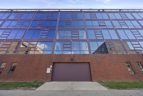 Tiny photo for 367 Auden Avenue 209 #209, Columbus, OH 43215 (MLS # 226007629)