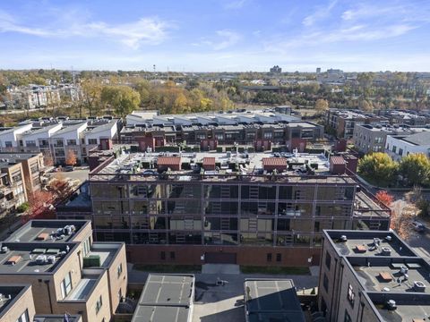 Tiny photo for 367 Auden Avenue 209 #209, Columbus, OH 43215 (MLS # 226007629)