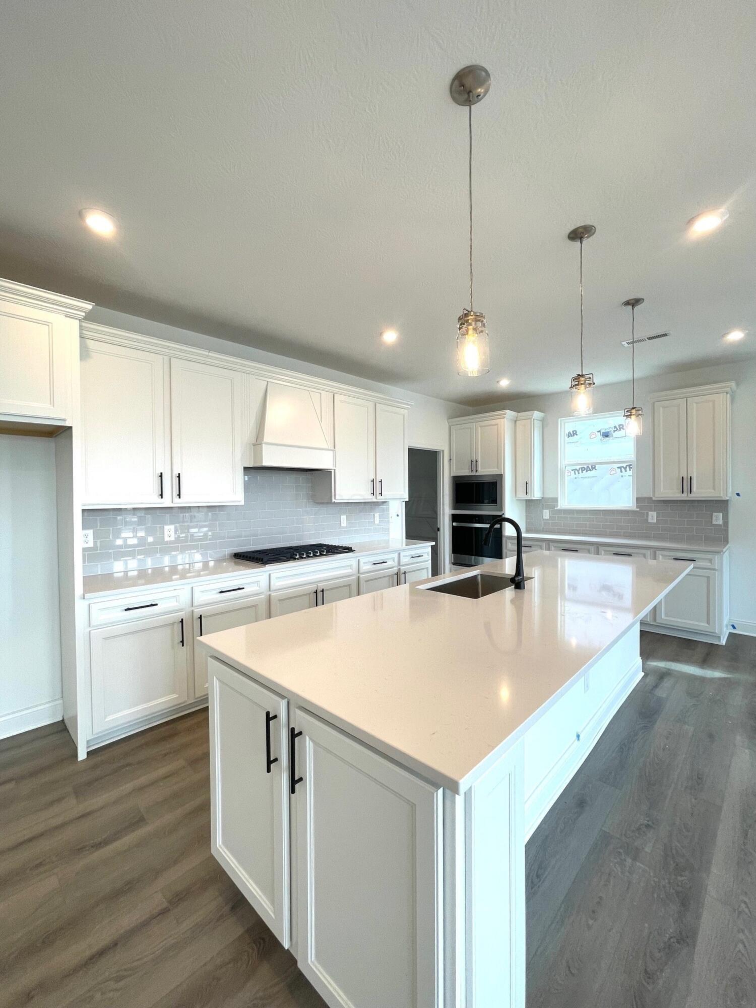 960 Oldcastle Road, Lewis Center, Ohio image 3