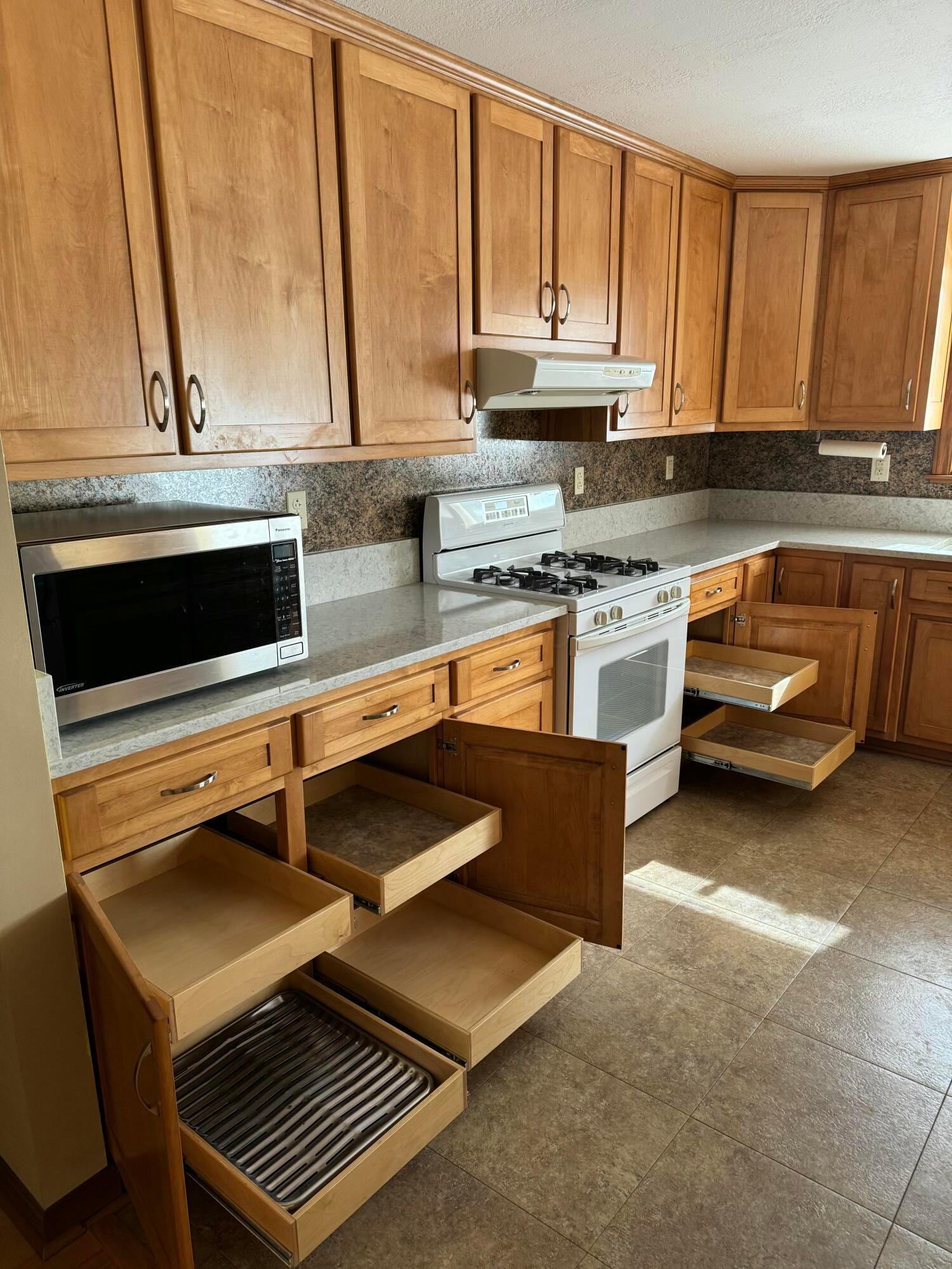 8995 Ballou Road, Glenford, Ohio image 34