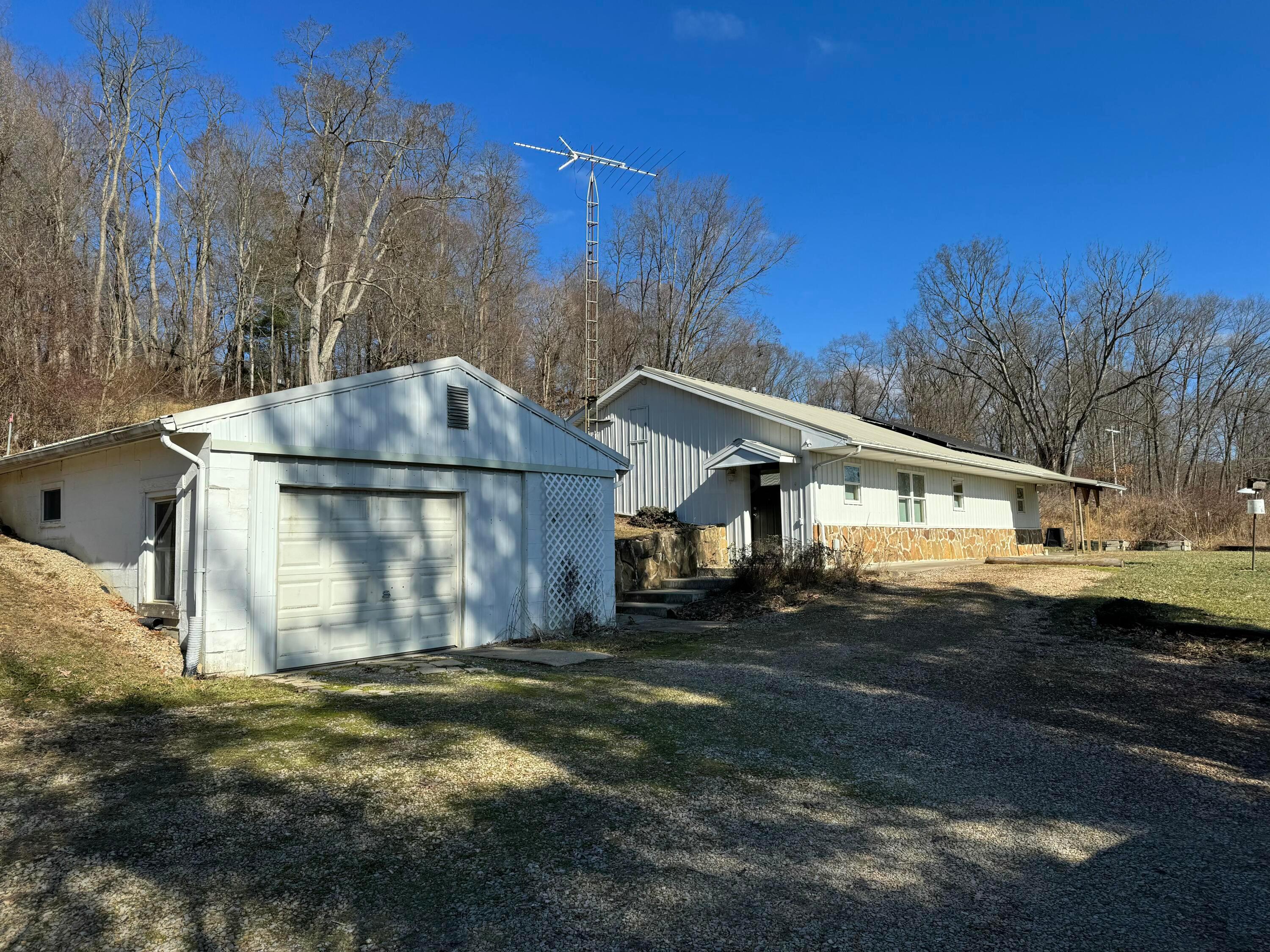 8995 Ballou Road, Glenford, Ohio image 4