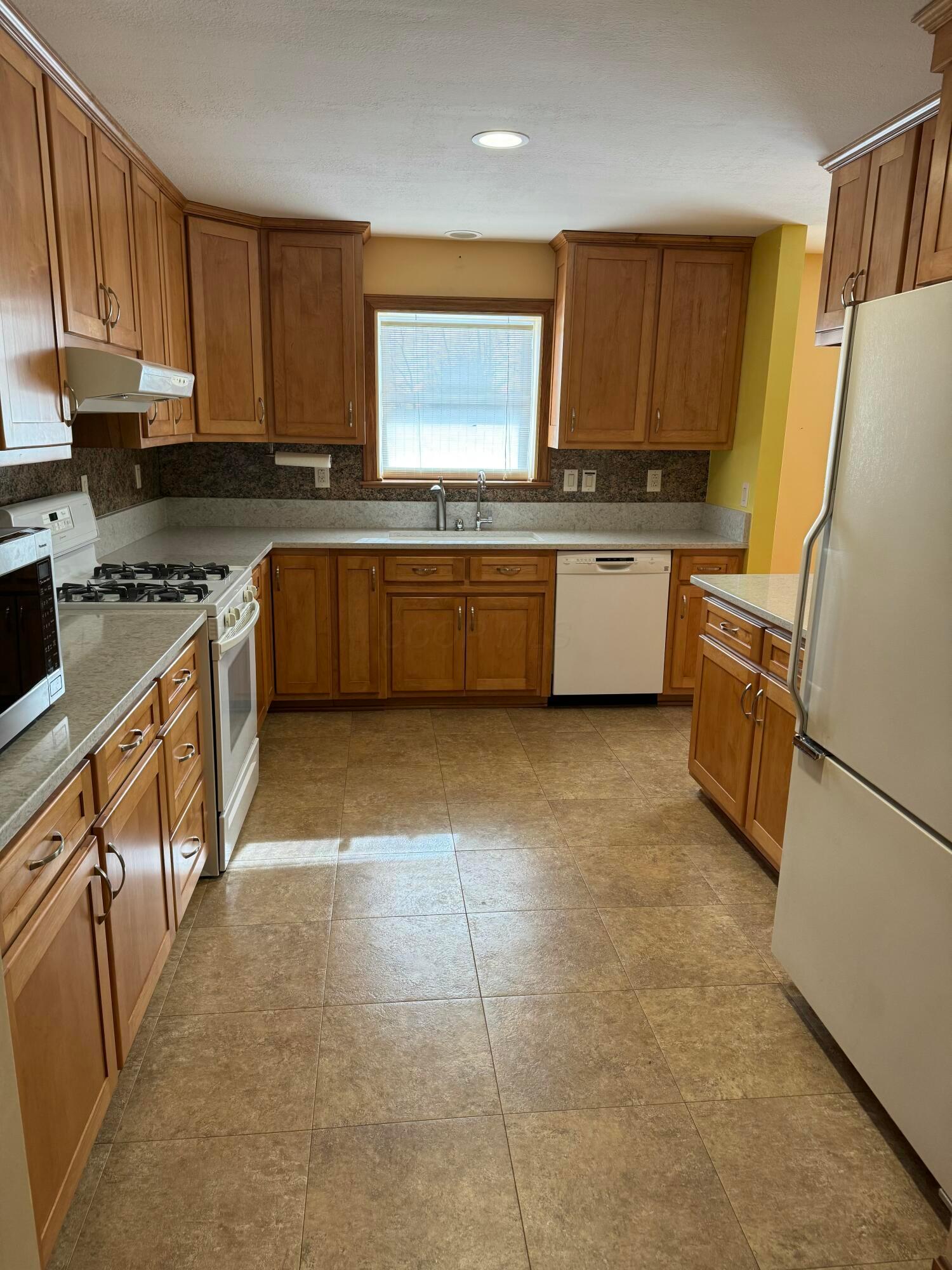 8995 Ballou Road, Glenford, Ohio image 35