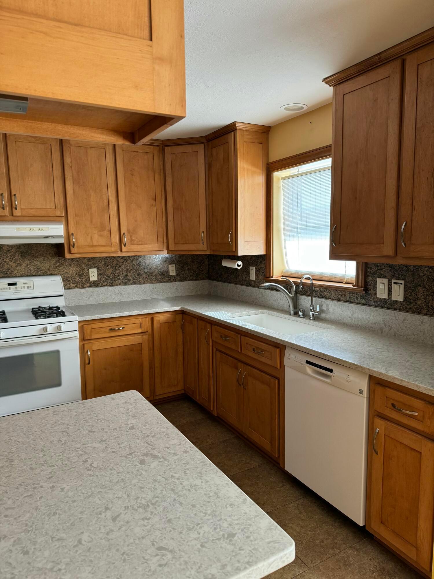 8995 Ballou Road, Glenford, Ohio image 40