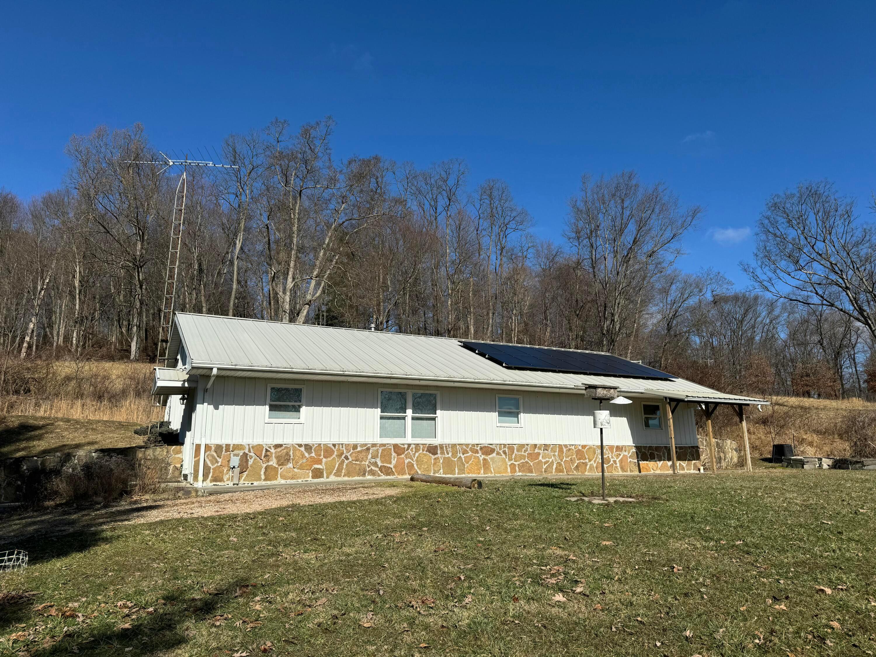 8995 Ballou Road, Glenford, Ohio image 1