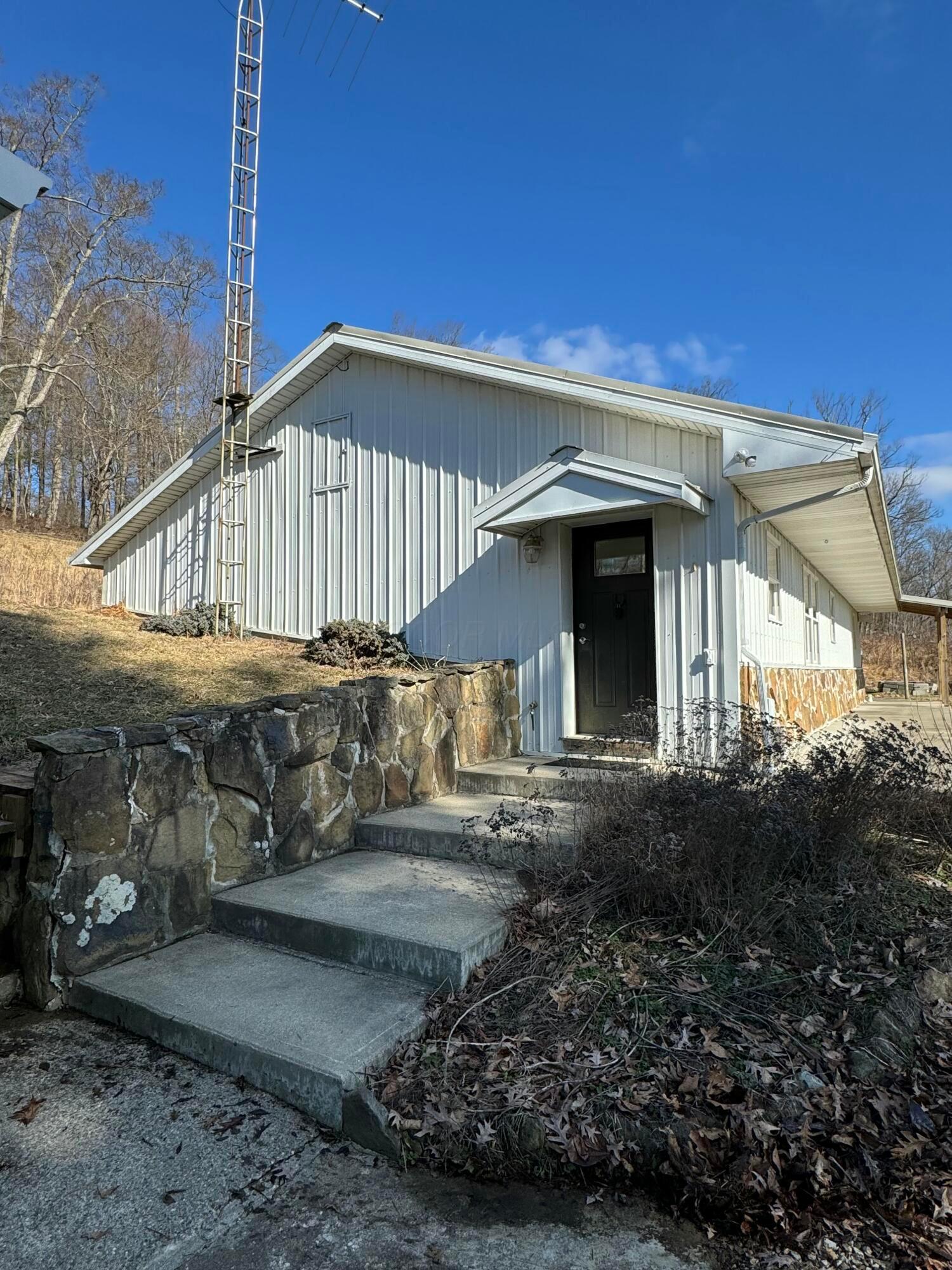 8995 Ballou Road, Glenford, Ohio image 6