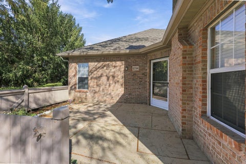 Tiny photo for 5734 Willow Lake Drive, Grove City, OH 43123 (MLS # 226039929)