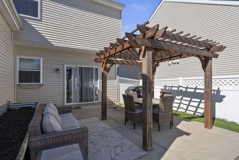 Tiny photo for 1080 Eberton Avenue, Blacklick, OH 43004 (MLS # 225039642)