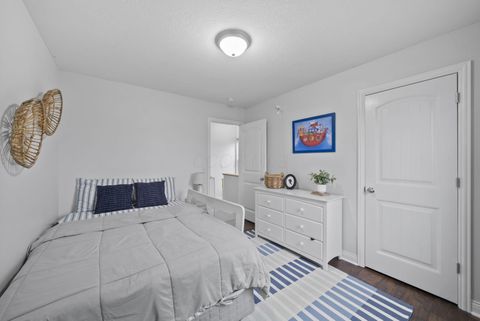 Tiny photo for 1080 Eberton Avenue, Blacklick, OH 43004 (MLS # 225039642)