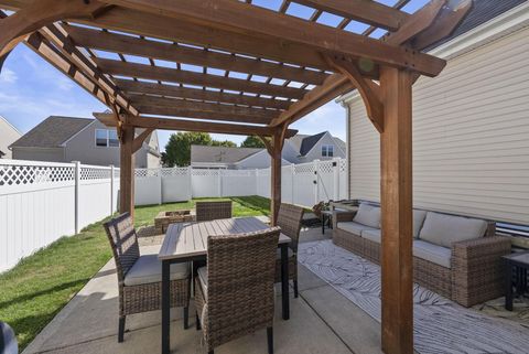 Tiny photo for 1080 Eberton Avenue, Blacklick, OH 43004 (MLS # 225039642)