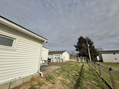 Tiny photo for 302 Chester Street, Mount Vernon, OH 43050 (MLS # 225045952)