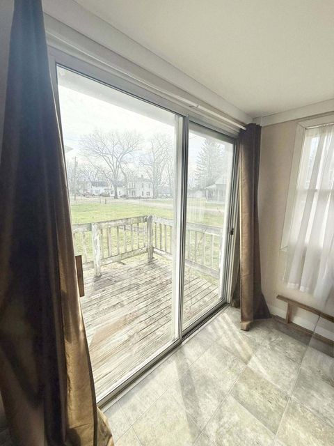 Tiny photo for 302 Chester Street, Mount Vernon, OH 43050 (MLS # 225045952)