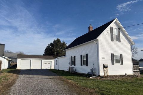 Photo of 302 Chester Street, Mount Vernon, OH 43050 (MLS # 225045952)